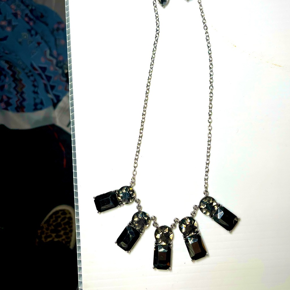 NWT gunmetal statement necklace